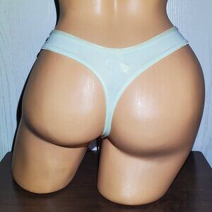 Victoria's Secret Thong Panties. NWOT Size Medium.